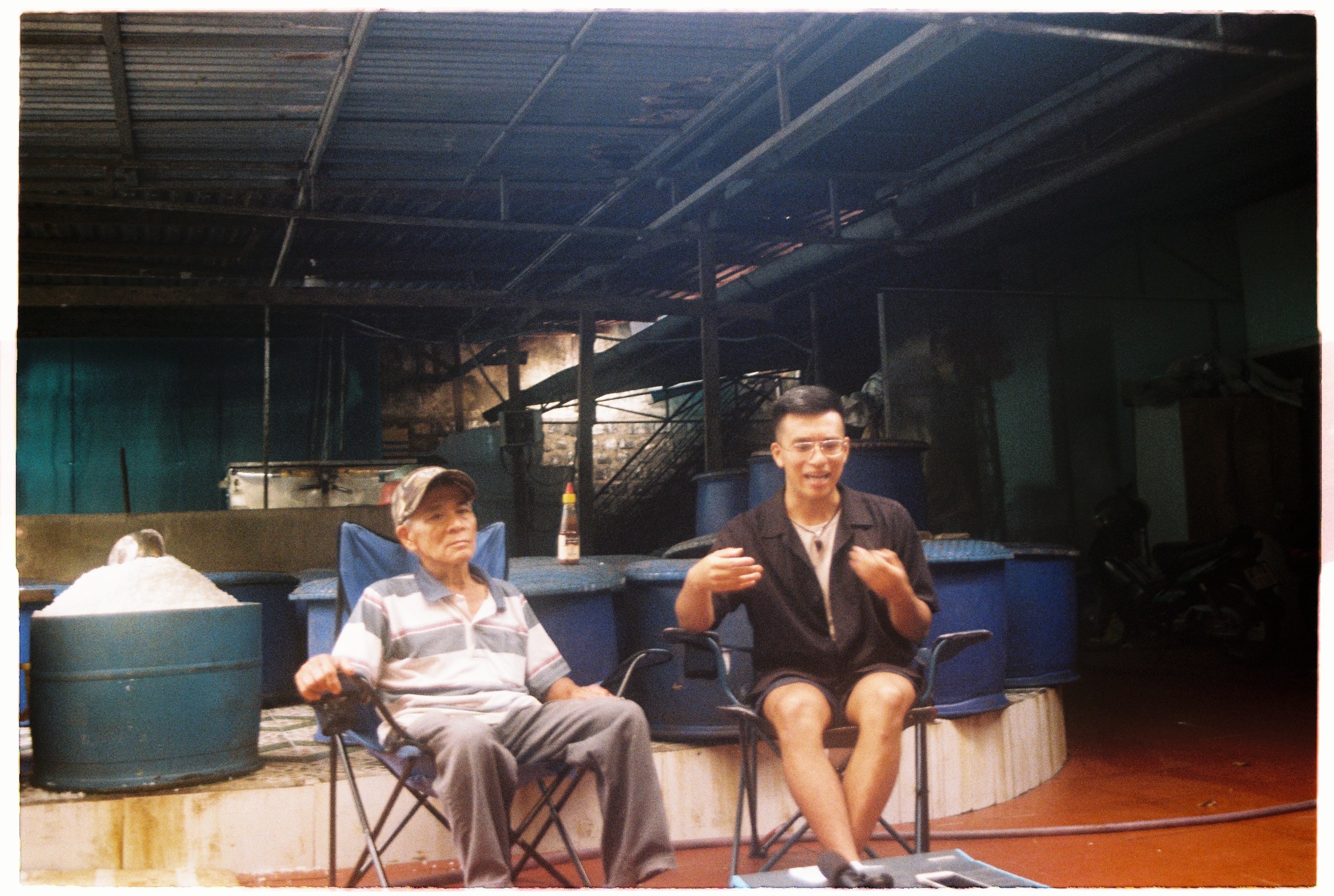 Two generations of Ngọc Hoà in the Pleiku workshop